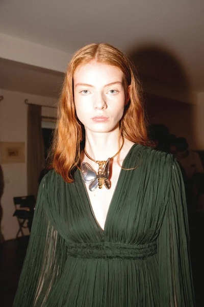 Look 8